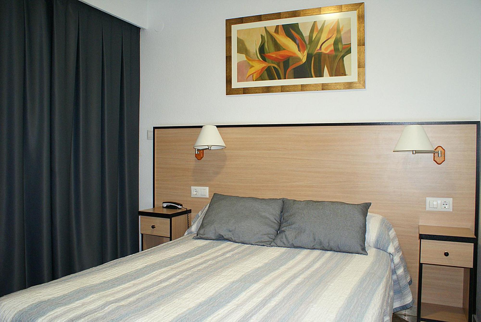 Hotel Carabela 2 Cullera Exterior photo