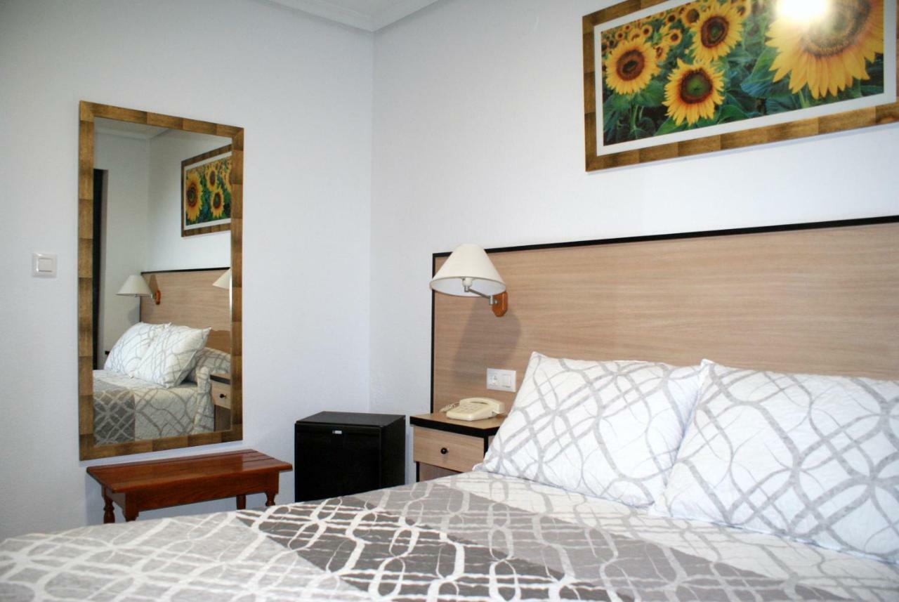 Hotel Carabela 2 Cullera Exterior photo